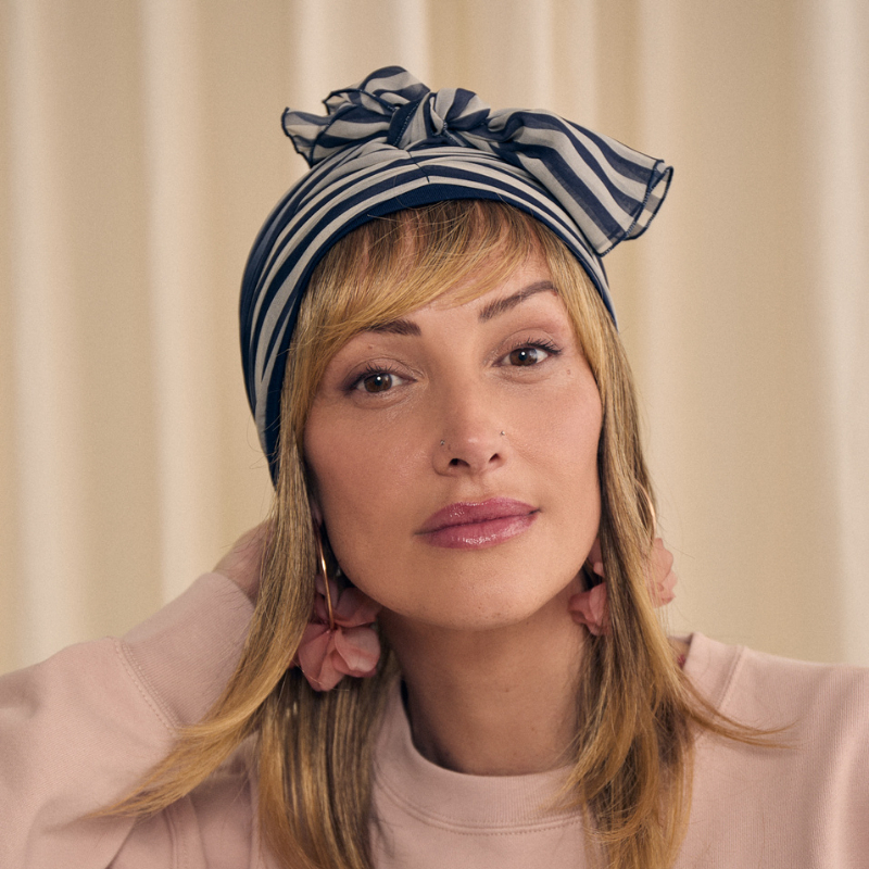 Turbante Beata para Oncología y Alopecia con Contorno de Cabello